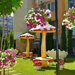 Sweet Homes