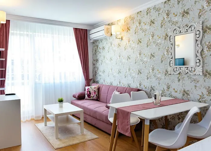 Sweet Homes Апартаменты Солнечный берег